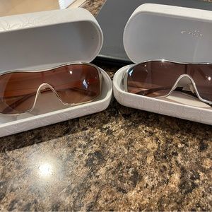 Women’s Oakley sunglasses